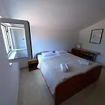 Marina Sa Parkingom Apartman